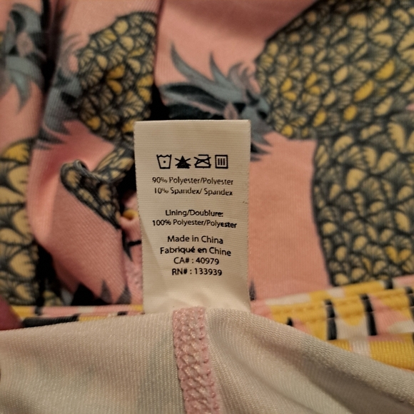 Limeapple girls size 14 pineapple designed cropped leggings, EUC - Picture 5 of 5